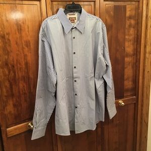 Man’s shirt NWOT